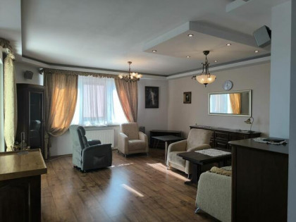 Apartament dwa poziomy , 150 mk2, 2 kuchnie, 2 łazienki