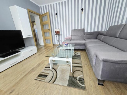 Dąbrowa G Bugaj, dom do zamieszkania, kostka, dla 2 rodzin