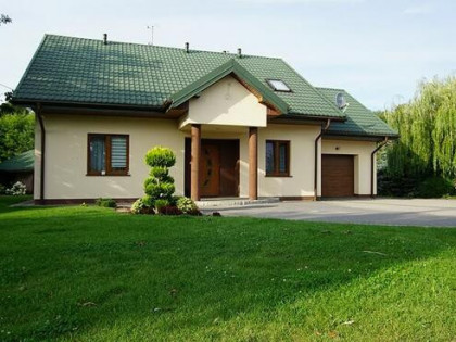 piękny dom budowany wg projektu OLIWKA z garażem