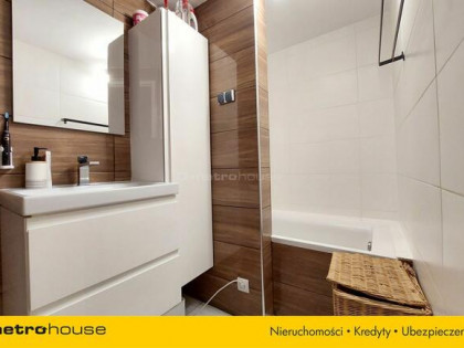 DOM BLISKO LASKU MARCELIŃSKIEGO, SŁONECZNY TARAS