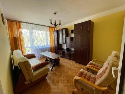 Bezpośrednio-2 jasne, rozkładowe pokoje w centrum z balkonem