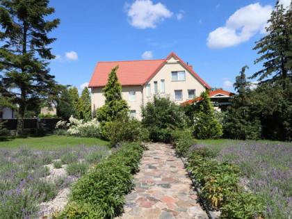 Na sprzedaż duży dom na Mazurach z pięknym ogrodem