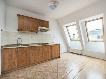 Funkcjonalna kawalerka w świetnej lokalizacji