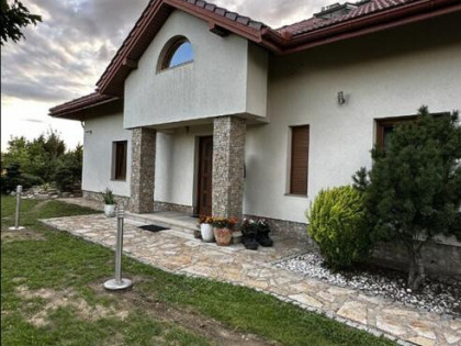 EKSKLUZYWNA WILLA NA SPRZEDAŻ – Kwiatkowskiego 94i