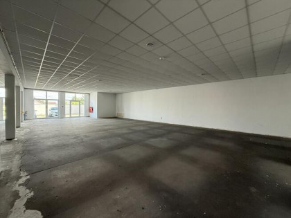 Lokal do wynajęcia pod sklepy itp