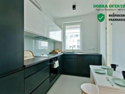 Komfortowe mieszkanie na 9 piętrze z balkonem