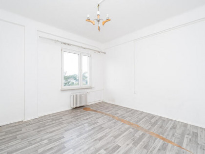 Okazja! Dwa ustawne pokoje z widną kuchnią