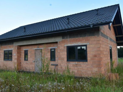 Sianów ul. Węgorzewska dom surowy zamkniety 175 m2