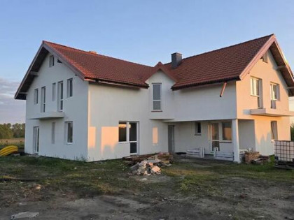 Mieszkania nad morzem w kameralnym budynku.