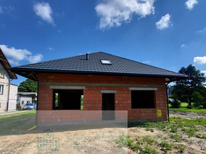 Sprzedaż lub zamiana domu na działkę-Dobryszyce