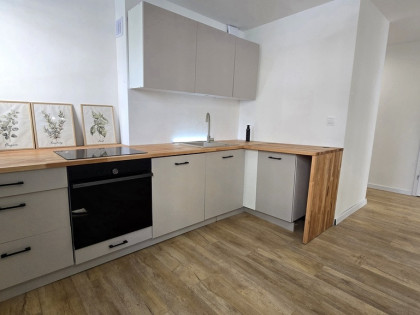 CENTRUM-3 pok. mieszkanie po GENERALNYM remoncie!