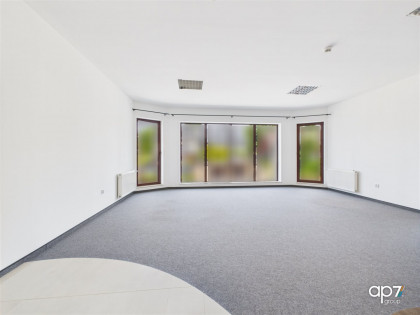 Lokal Świątniki Górne