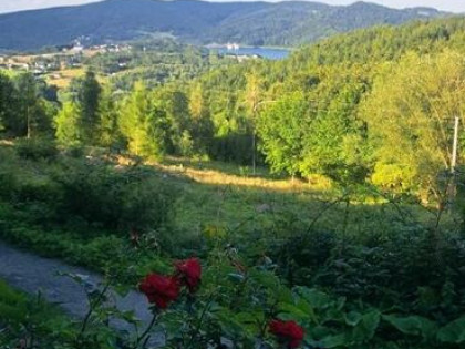 Działka widokowa z domem do remontu