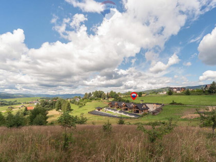 Na sprzedaż kompleks 4 domków - osada Miód Malina