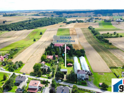 Działka Budowlana z garażem i domkiem letniskowym TRZYCIĄŻ