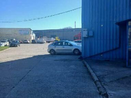 Wynajmę magazyn z blachy nie ogrzewany wysoki 10m biuro