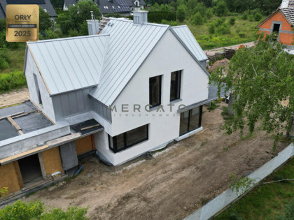 Dom Żółwin gm. Brwinów,