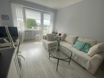 Mieszkanie o pow. 48.03m2, balkon, IV p., Os. Widok