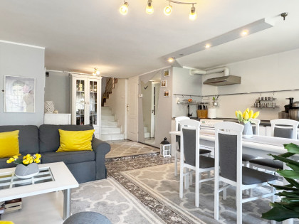 DOm w zabudowie szeregowej