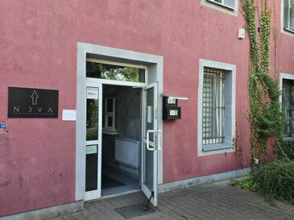 Wynajmę pomieszczenia