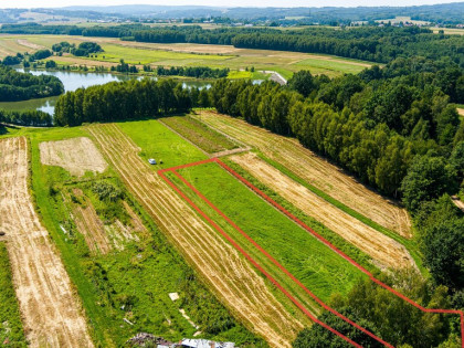 Działka nad zalewem w Skrzyszowie