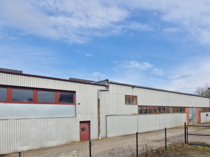 Hala magazyn.-prod. z zapleczem i wolnym terenem