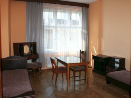 Dla Studentów dwupokojowe mieszkanie - początek ul. J. Lea