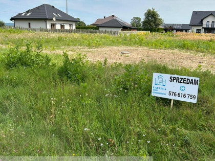 Sprzedam działkę budowlaną
