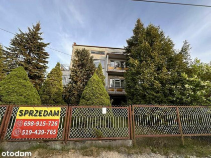Sprzedam przestronny dom z garażem w mieście