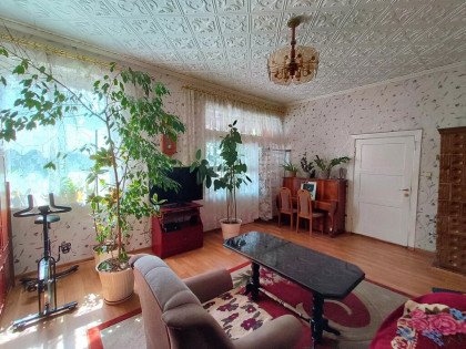 Zdroje, 2- pok. mieszkanie w urokliwej kamienicy.