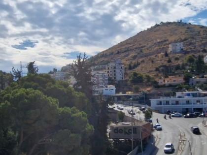 Atrakcyjny apartament na sprzedaż w Sarandzie!