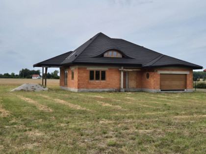 Dom Łopuszno rynek pierwotny ul. Konecka