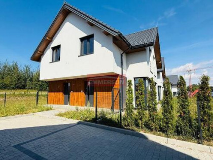 Dom w zabudowie bliźniaka