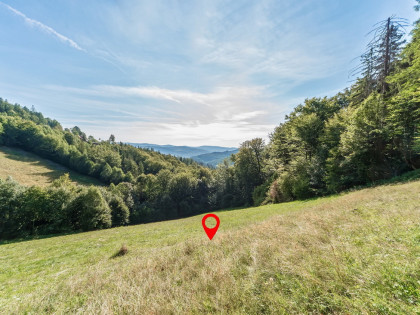 Działka z dwoma domami 680 m n.p.m