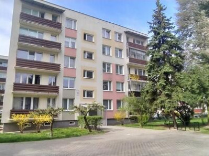 Na sprzedaż: przestronne 3-pokojowe mieszkanie z balkonem