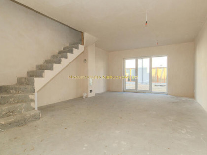 Bliźniak z ogrodem blisko Pruszcza Gdańskiego