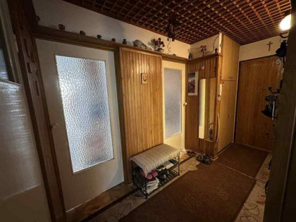 Sprzedam 4-pokojowe mieszkanie w centrum