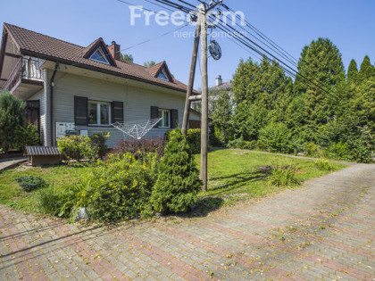 Dom z ogrodem i kominkiem – Niebylec