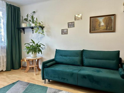 2pok z osobną kuchnią i balkonem - zielona okolica