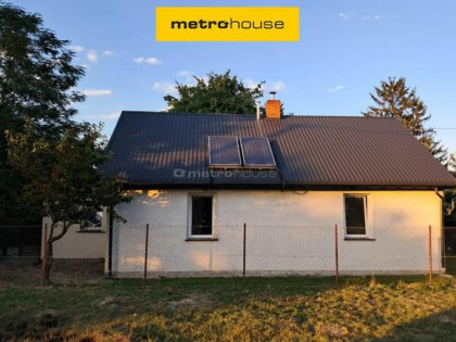 Dom parterowy w pięknej i cichej okolicy.