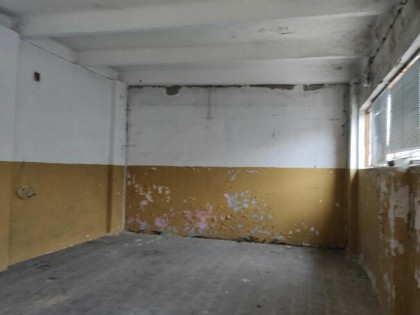 Wynajmę magazyn 100 m2 w Radomiu koło lotniska