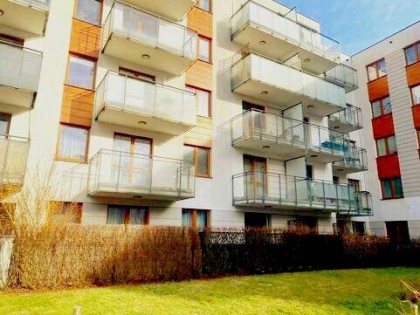 Ładne 2 pokojowe z ogródkiem za 575000,-