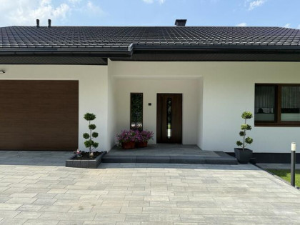 Luksus i spokój – nowoczesny dom w Wołyńcach