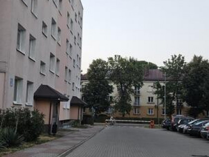 M-4|Wojska Polskiego 2B|ZAMOŚĆ|Wojskowe bloki