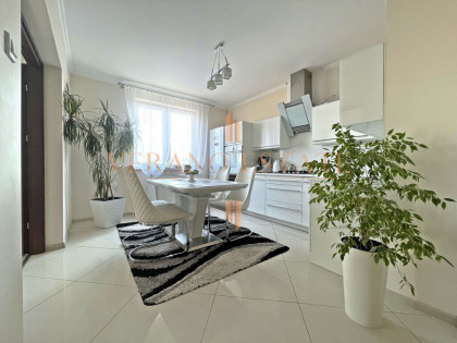 3 Pok | Dwustronne | Balkon | Piwnica | Olimpijska