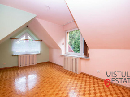 Przestronny dom z ogrodem, który może być twój