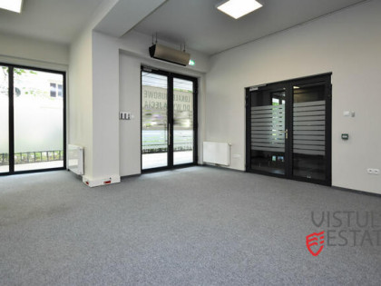Lokal na parterze biurowca 196,30 m2