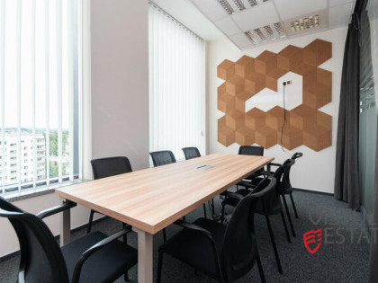 BIURO 619 M2 | WYSOKI STANDARD