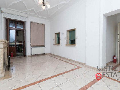 Do wynajęcia kamienica w ścisłym centrum, 1052 m2