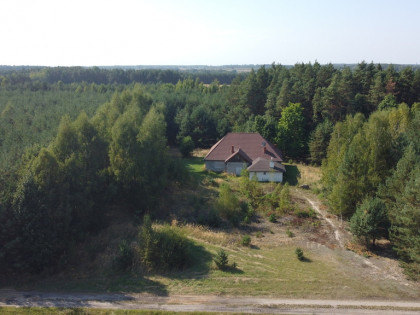 Dom na dużej działce w Świesielicach gm. Ciepielów